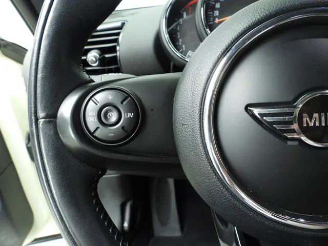 MINI Clubman 1.5 One Salt Business 2018 Benzine 13