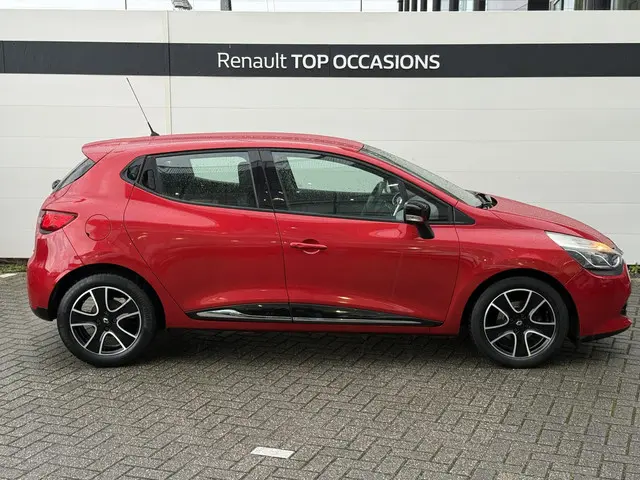 Renault Clio 0.9 TCe Expression 2013 Benzine 15