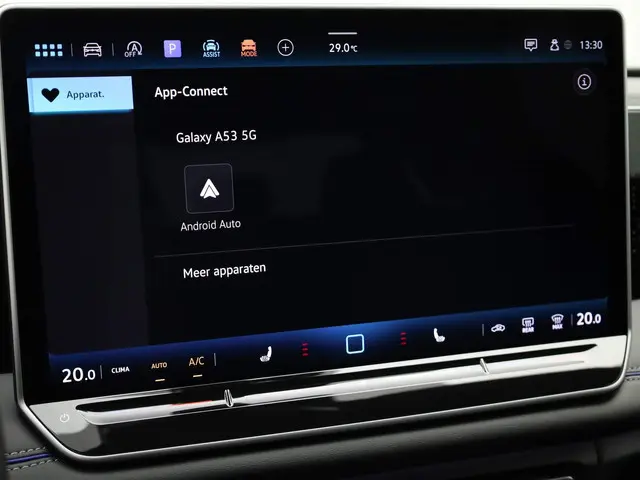 Volkswagen Tiguan 1.5eTSI/150PK R-Line DSG 2024 Benzine 42