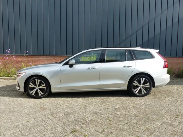 Volvo V60 2