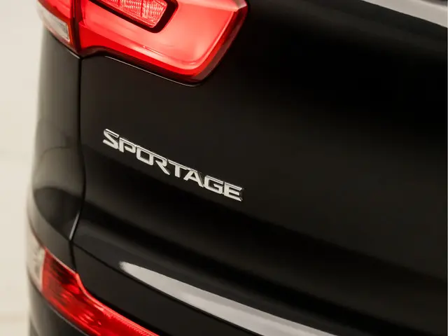 Kia Sportage 1.6 GDI Super Sport 2015 Benzine 26
