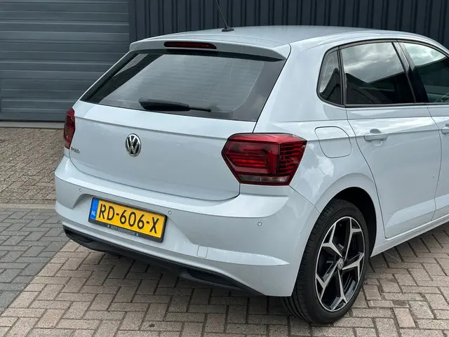 Volkswagen Polo 1.0 TSI Highline 2017 Benzine 10
