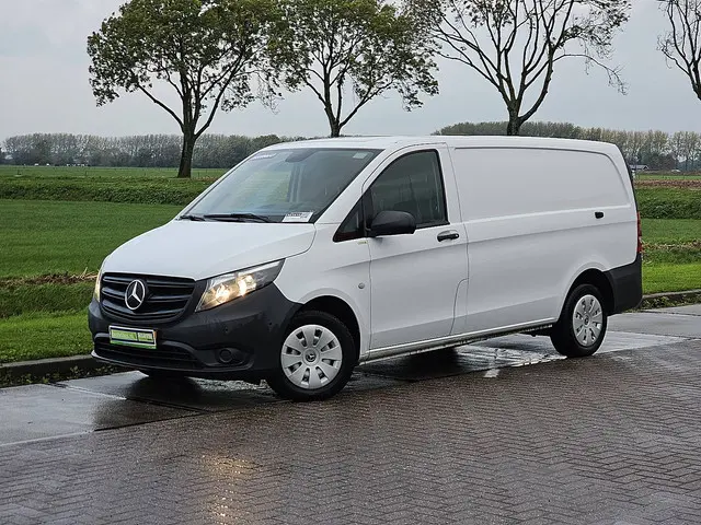 Mercedes-Benz Vito 114 2021 Diesel 2