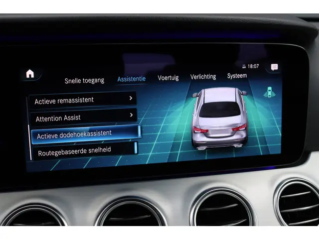 Mercedes-Benz E-Klasse 220 d Avantgarde | 2021 Diesel 32