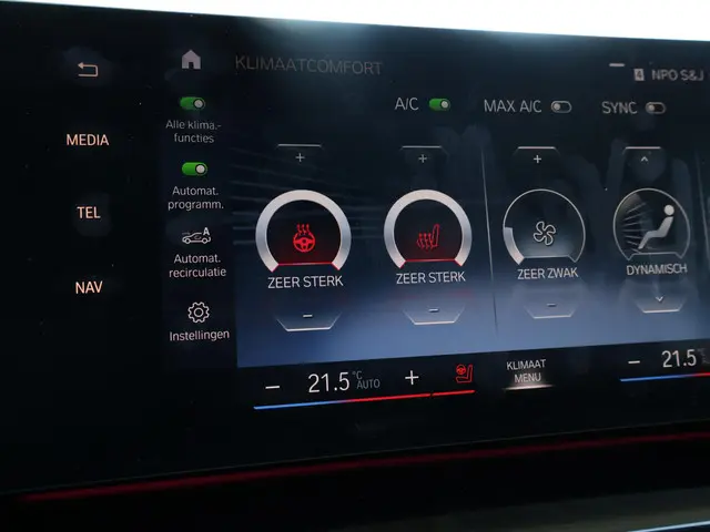 BMW X1 xDrive30e 2022 Hybride Benzine 42