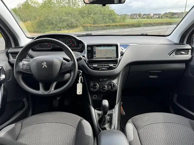Peugeot 208 1.2 PureTech Blue Lion 2016 Benzine 21