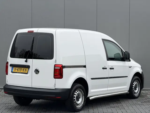 Volkswagen Caddy 2.0 TDI L1H1 BMT Trendline 2018 Diesel 2