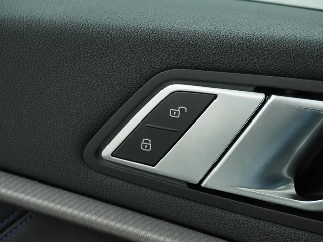 BMW 1 Serie 120i Executive 2022 Benzine 18