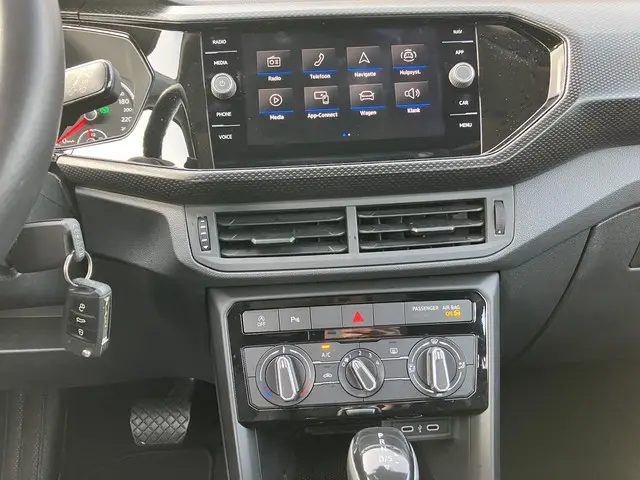 Volkswagen T-Cross 1.0 TSI Life 2022 Benzine 29