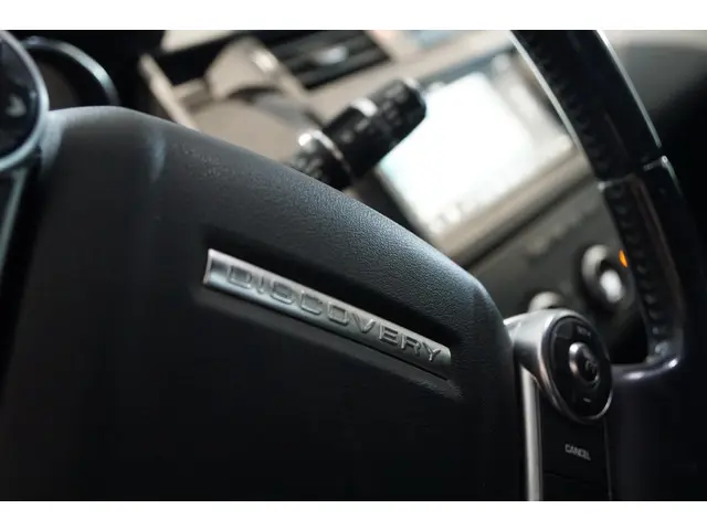 Land Rover Discovery 2.0 Sd4 2018 Diesel 28