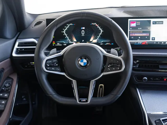 BMW 3 Serie Touring 320i 2025 Benzine 9