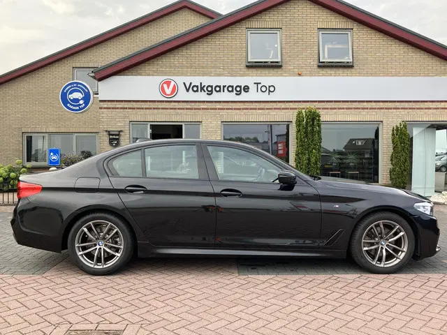 BMW 5 Serie 520i 2019 Benzine 15