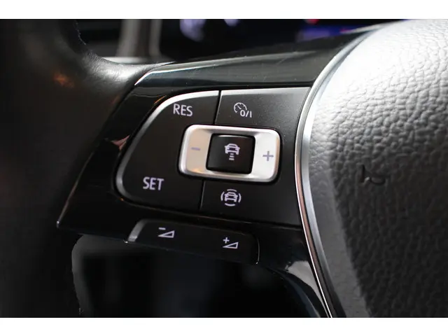 Volkswagen T-Roc 1.0 TSI Style Business 2019 Benzine 15