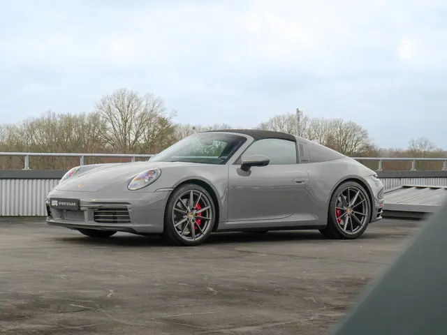 Porsche 911 Targa 4S - PTS China Grey 2022 Benzine 12