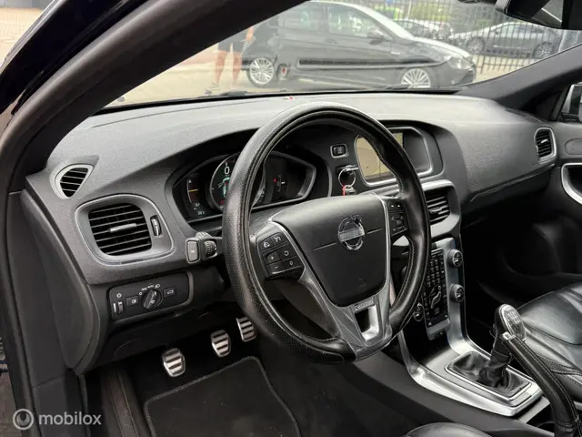 Volvo V40 1.6 D2 R-Design EXPORTPRIJS 2013 Diesel 9