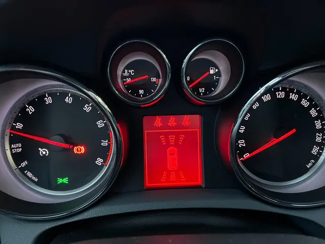 Opel Mokka 1.4 T Cosmo 2015 Benzine 22