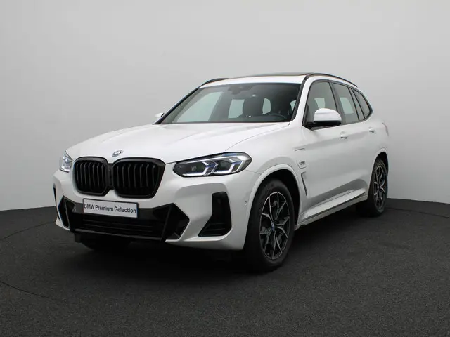 BMW X3 xDrive30e 2022 Hybride Benzine 45
