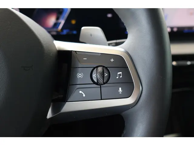 BMW X1 xDrive30e 2024 Hybride Benzine 16