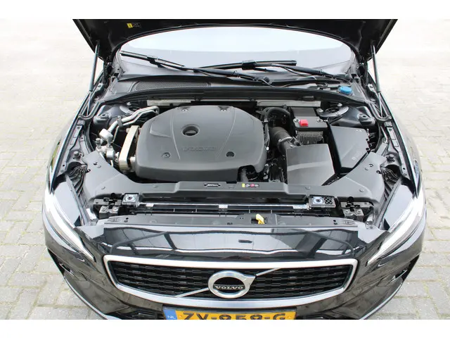 Volvo S60 T4 Automaat R-Design 2019 Benzine 38