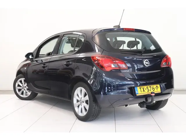 Opel Corsa 1.4 Favourite 2018 Benzine 6