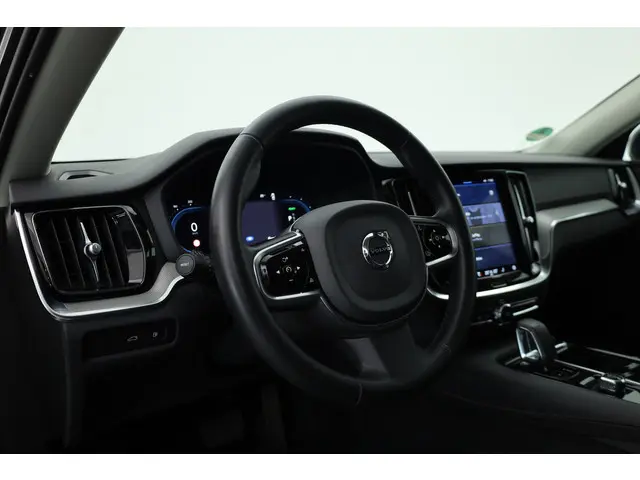 Volvo V60 T6 Recharge Plus Dark 2023 Hybride Benzine 4