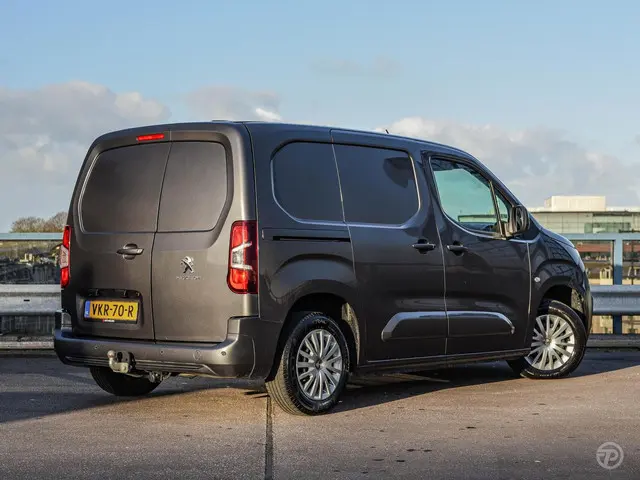 Peugeot Partner bestel 1.5 BlueHDI Premium 2021 Diesel 3