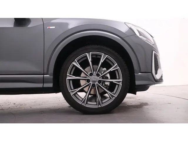 Audi Q2 35 TFSI 150PK S Edition 2025 Benzine 3