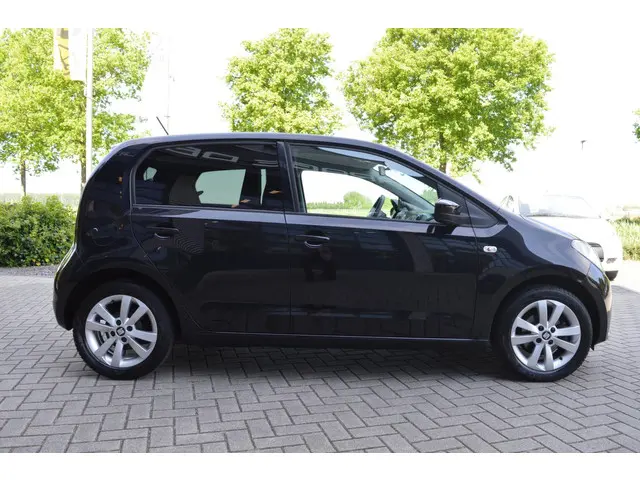 SEAT Mii 1.0 Sport Connect automaat 2015 Benzine 5