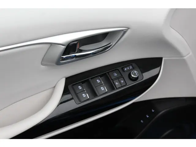 Toyota Mirai 1 FCV Executive Waterstof 2022 Waterstof 15