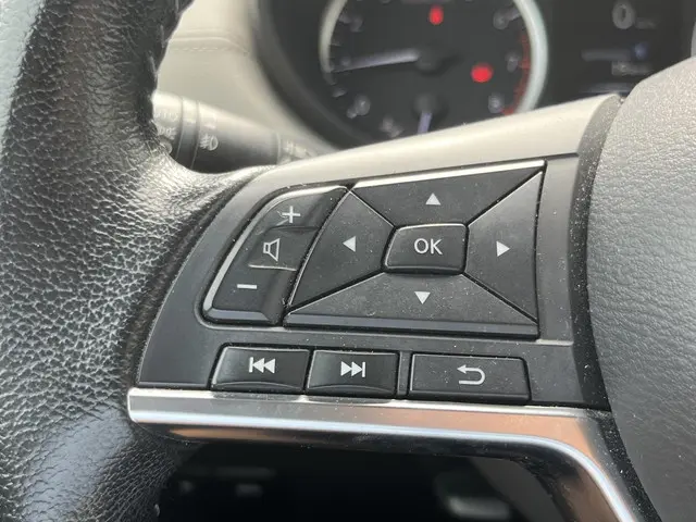 Nissan Micra 0.9 IG-T Tekna 2017 Benzine 33