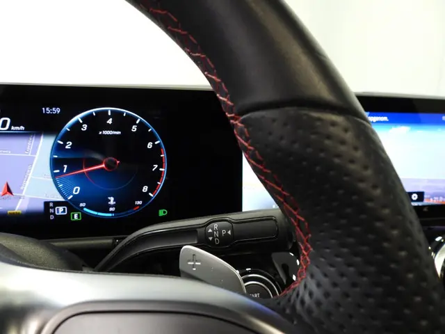 Mercedes-Benz B-Klasse B180 Aut. AMG 2020 Benzine 19