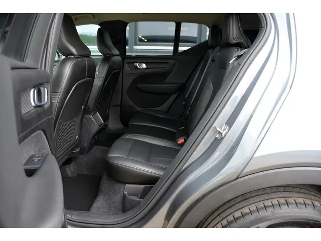 Volvo XC40 1.5 T3 Inscription 2018 Benzine 22