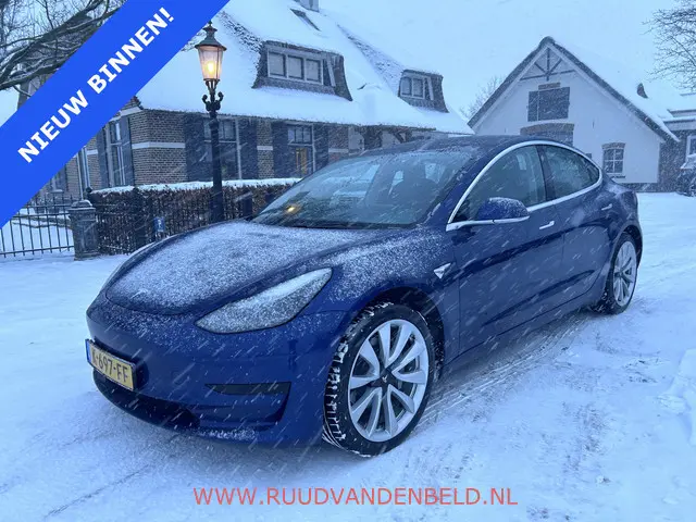 Tesla Model 3 SR+ 2020 Elektrisch