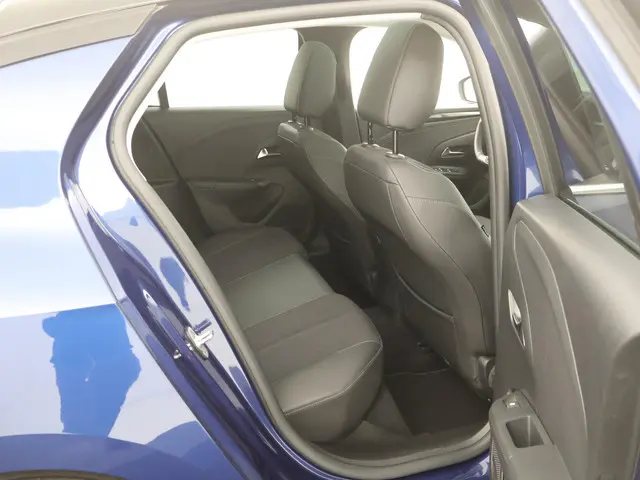 Opel Corsa 1.2 Elegance 2021 Benzine 26