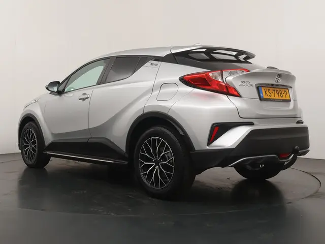Toyota C-HR 3