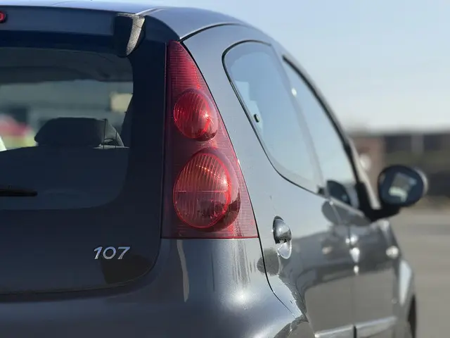 Peugeot 107 1.0 Active 2013 Benzine 5