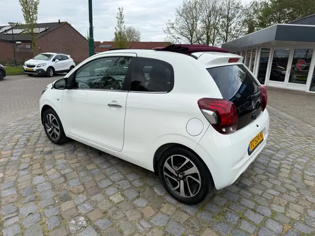 Peugeot 108 3