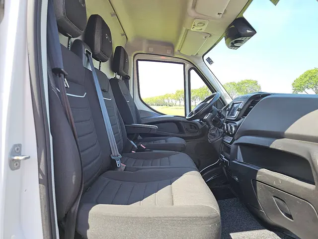 Iveco Daily 35S14 2022 Diesel 7