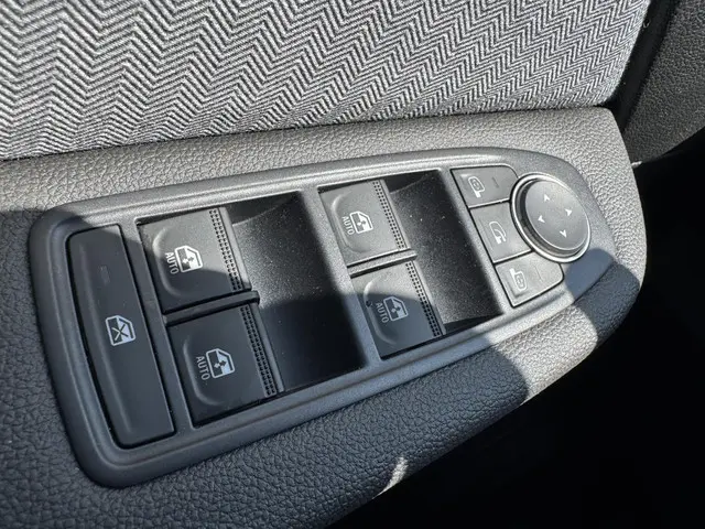 Renault Clio 1.0 TCe 90 Techno+Pack Winter!! 2024 Benzine 14