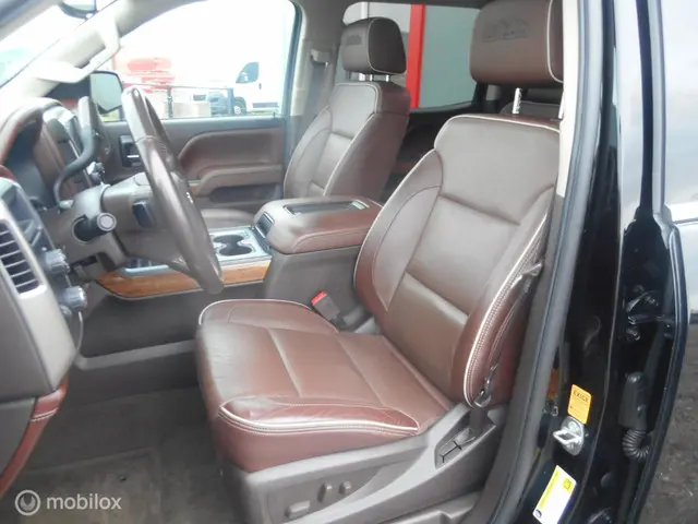 Chevrolet Silverado 4WD HIGH COUNTRY 2016 LPG/Gas 14