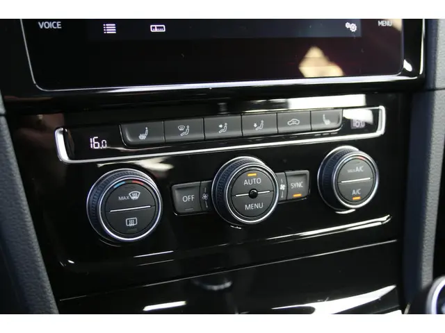 Volkswagen Golf Variant 1.5 TSI Highline 2018 Benzine 17