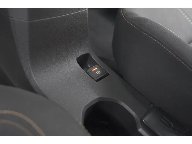 Dacia Sandero Stepway TCe 90 Extreme 2024 Benzine 48