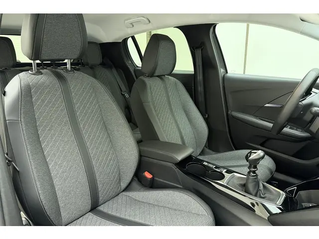 Peugeot 208 1.2 PureTech 100 Allure 2024 Benzine 13