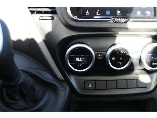 Iveco Daily 35S18 Oprijwagen 2024 Diesel 21