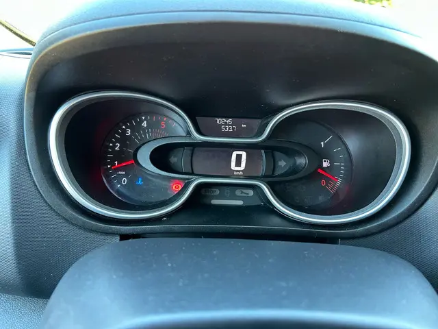 Renault Trafic 2.0 dCi 145 T29 L2H1 Luxe 2020 Diesel 13