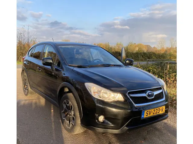 Subaru XV 2.0D Luxury AWD 2015 Diesel 3