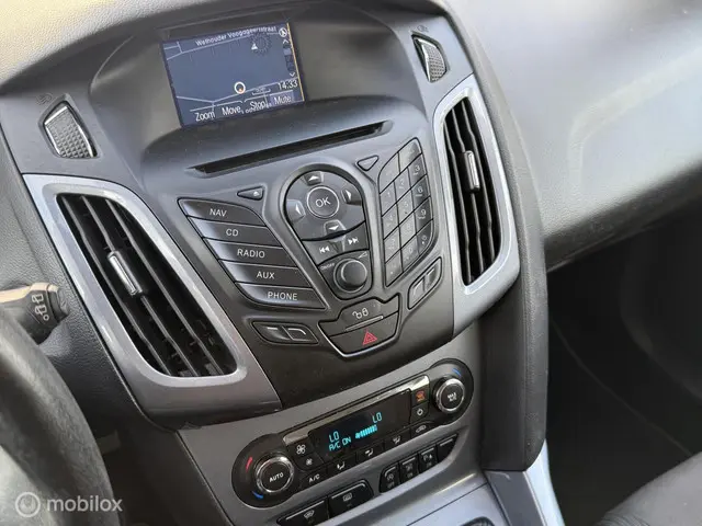 Ford Focus Wagon 1.0 EcoBoost Edition Plus 2014 Benzine 12