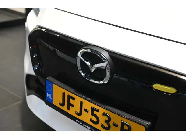 Mazda 2 SkyActiv-G 75 6MT Centre-Line 2024 Benzine 5