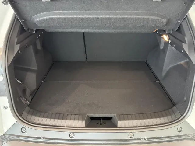 Dacia Duster 1.6 Hybrid 140 Journey 2025 Hybride Benzine 7