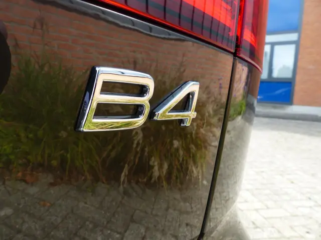Volvo V60 B4 Plus Dark 2024 Benzine 17